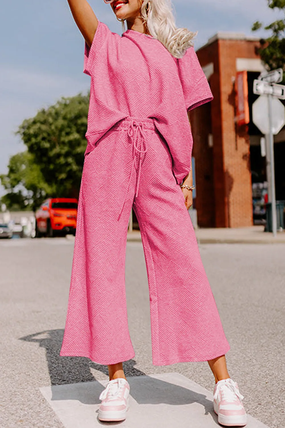 Brown Textured Loose Fit T Shirt and Drawstring Pants Set