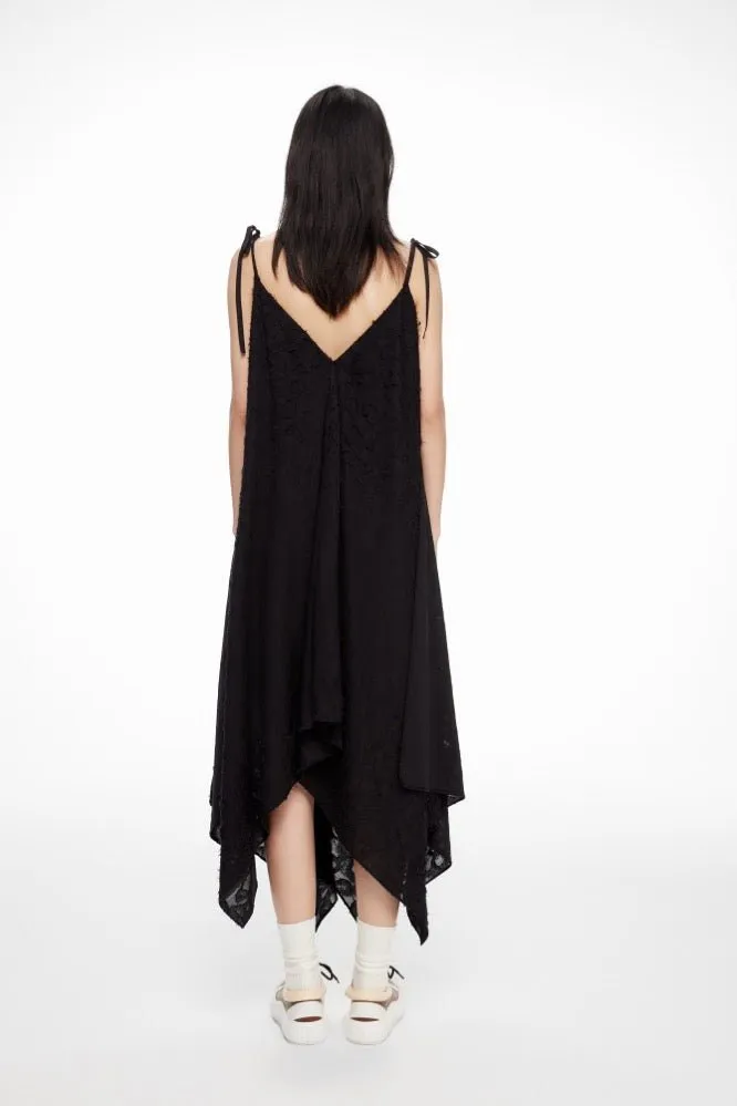 Textured V-neck Wave Suspender Dress in Black